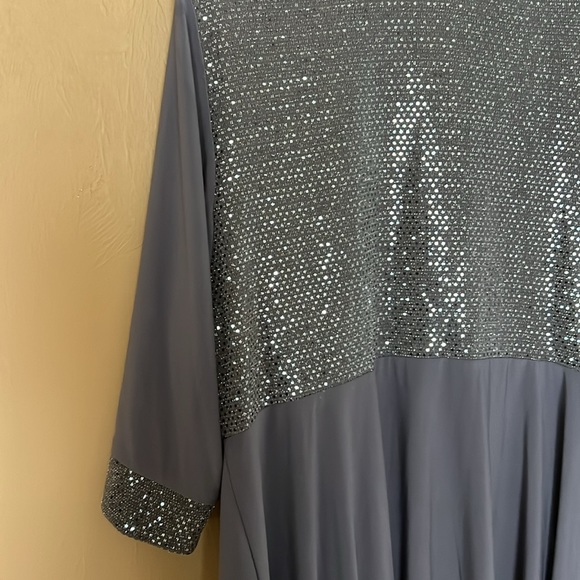 NWT - R&M Richard’s Woman sequin top with attached jacket. - Picture 5 of 7